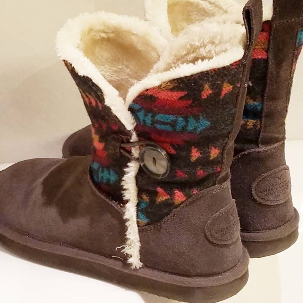 💥Part of 3 for 20💥American Eagle fuzzy boots
